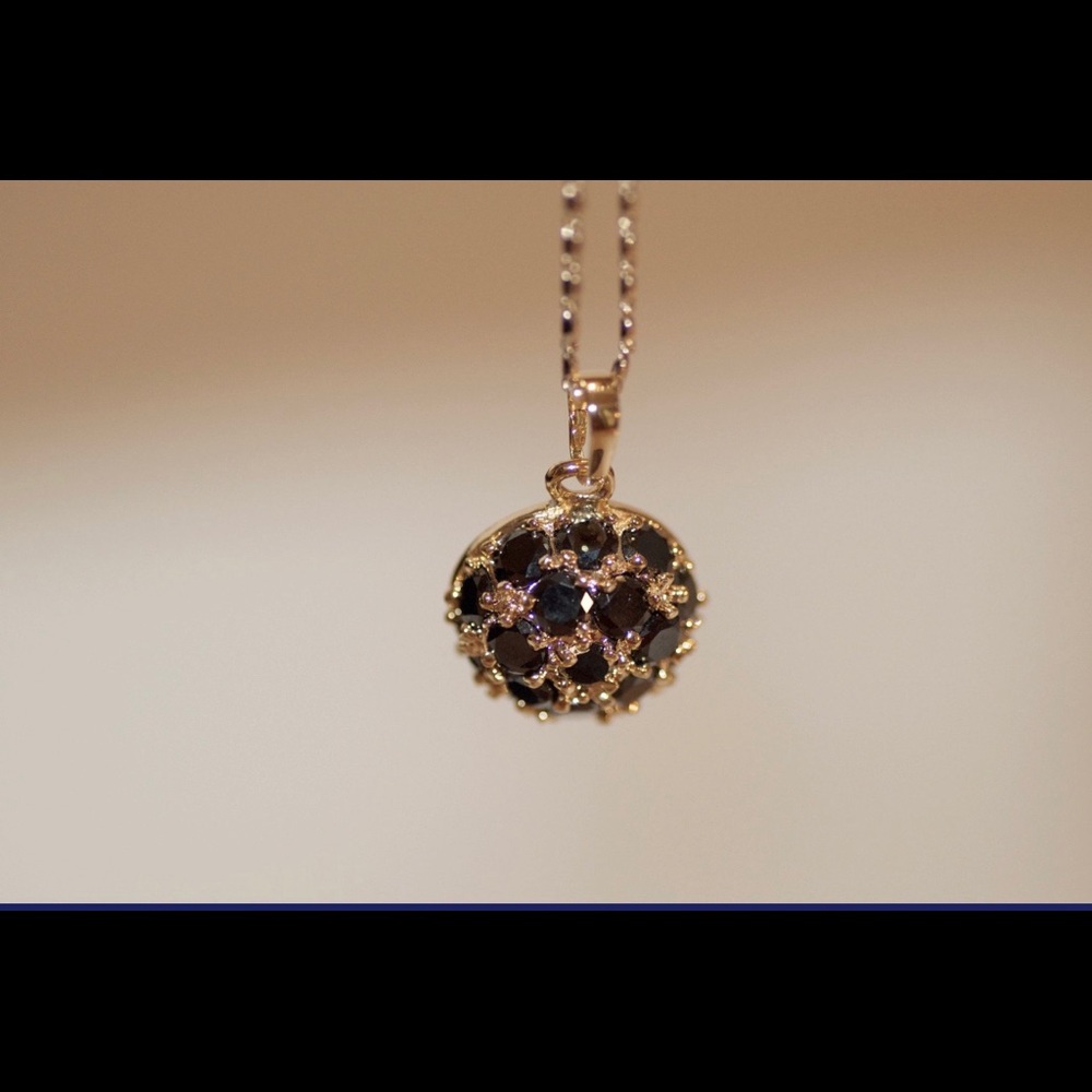 Beautiful black and gold necklace